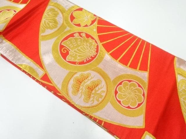  扇面に家紋織出し丸帯